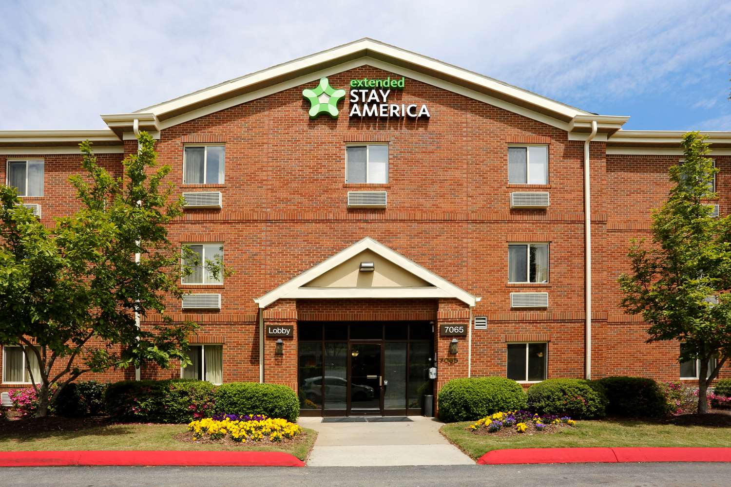 Pet Friendly Extended Stay America - Atlanta - Peachtree Corners in Norcross, Georgia