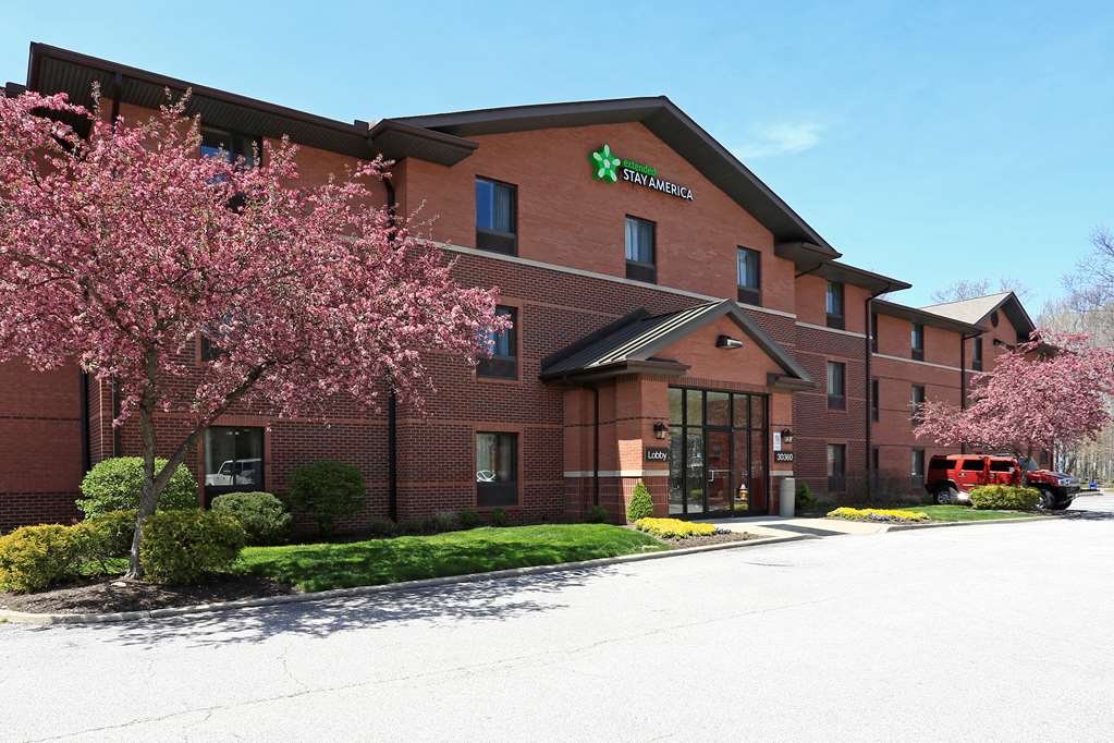Pet Friendly Extended Stay America - Cleveland - Westlake in Westlake, Ohio