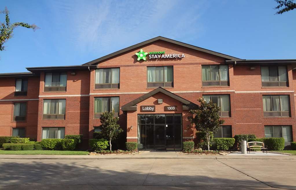 Pet Friendly Extended Stay America - Houston - Med. Ctr. - Nrg Park - Kirby in Houston, Texas