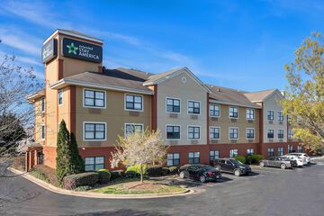 Pet Friendly Extended Stay America - Charlotte - University Place in Charlotte, North Carolina