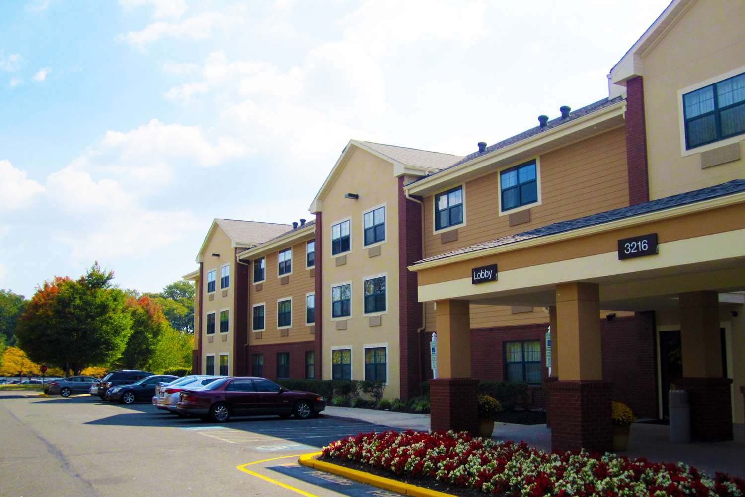 Pet Friendly Extended Stay America - Philadelphia - Bensalem in Bensalem, Pennsylvania