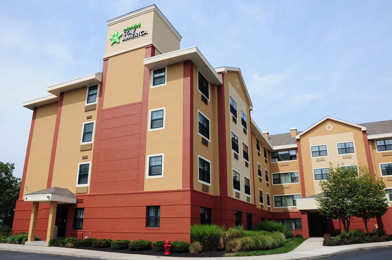 Pet Friendly Extended Stay America Elizabeth - Newark Airport in Elizabeth, New Jersey