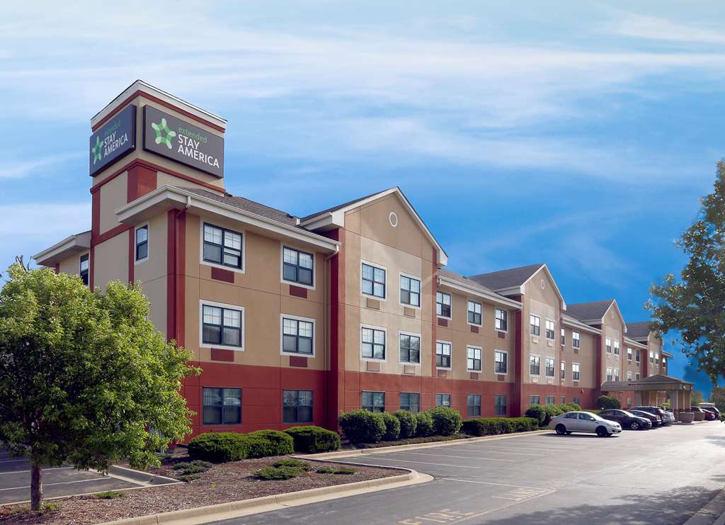 Pet Friendly Extended Stay America - Indianapolis - Airport in Indianapolis, Indiana