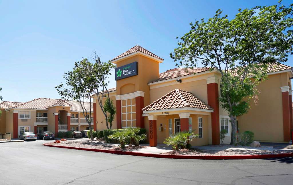 Pet Friendly Extended Stay America - Phoenix - Scottsdale - Old Town in Scottsdale, Arizona