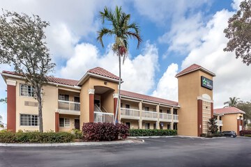 Pet Friendly Extended Stay America - Miami - Airport - Doral in Miami, Florida