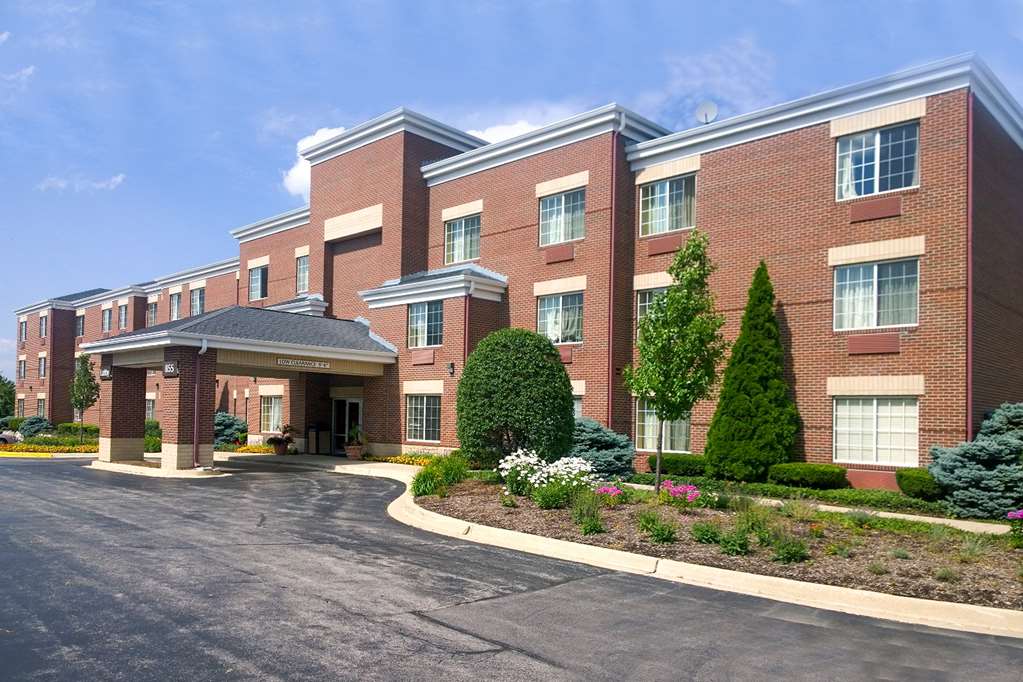 Pet Friendly Extended Stay America - Chicago - Westmont - Oak Brook in Westmont, Illinois