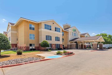 Pet Friendly Extended Stay America - Dallas - Frankford Road in Dallas, Texas