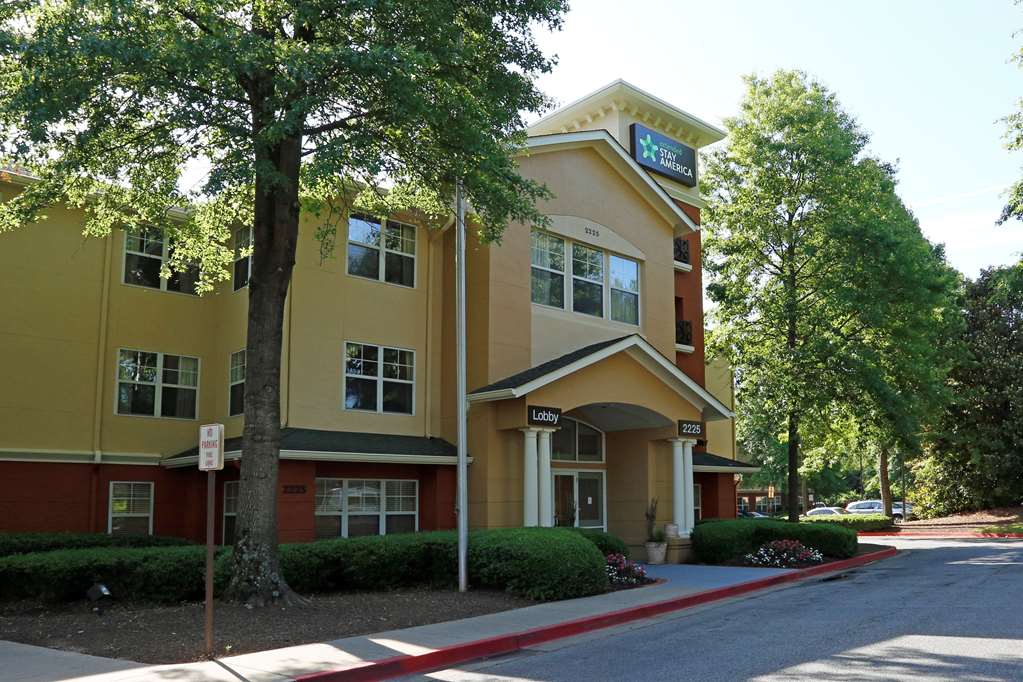 Pet Friendly Extended Stay America - Atlanta - Marietta - Interstate N. Pkwy in Atlanta, Georgia