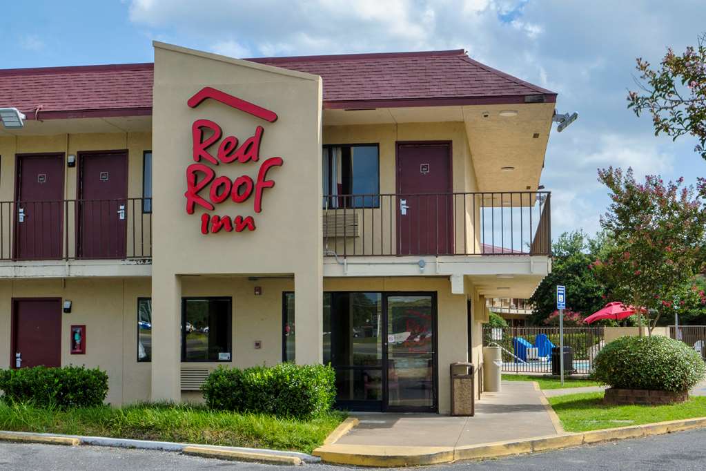 Pet Friendly Red Roof Inn Alexandria LA in Alexandria, Louisiana
