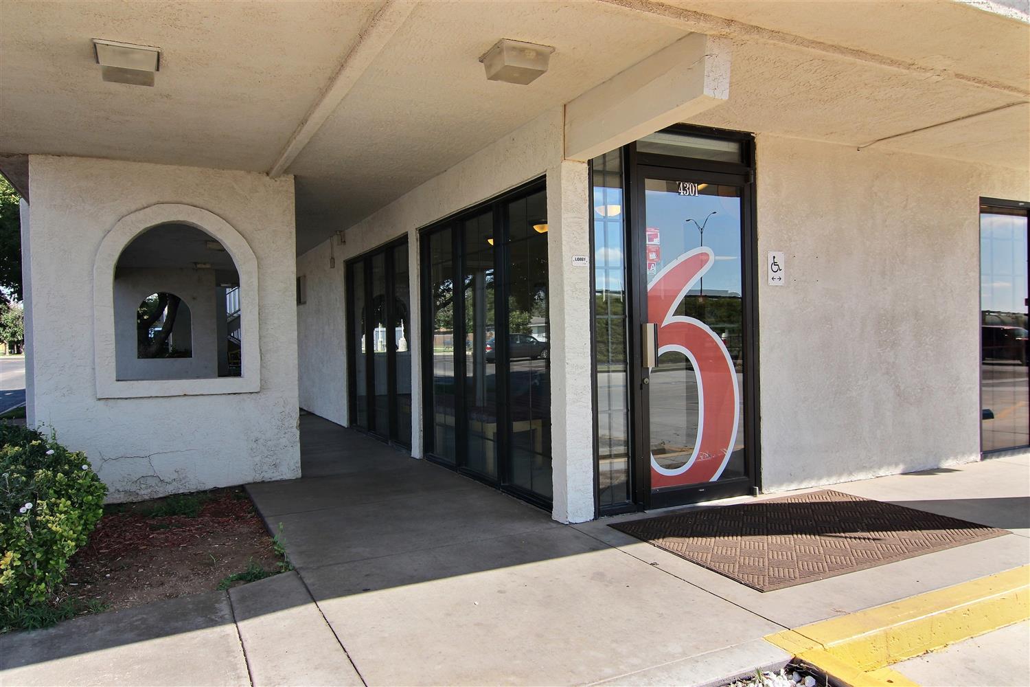 Pet Friendly Motel 6 Amarillo - Airport in Amarillo, Texas