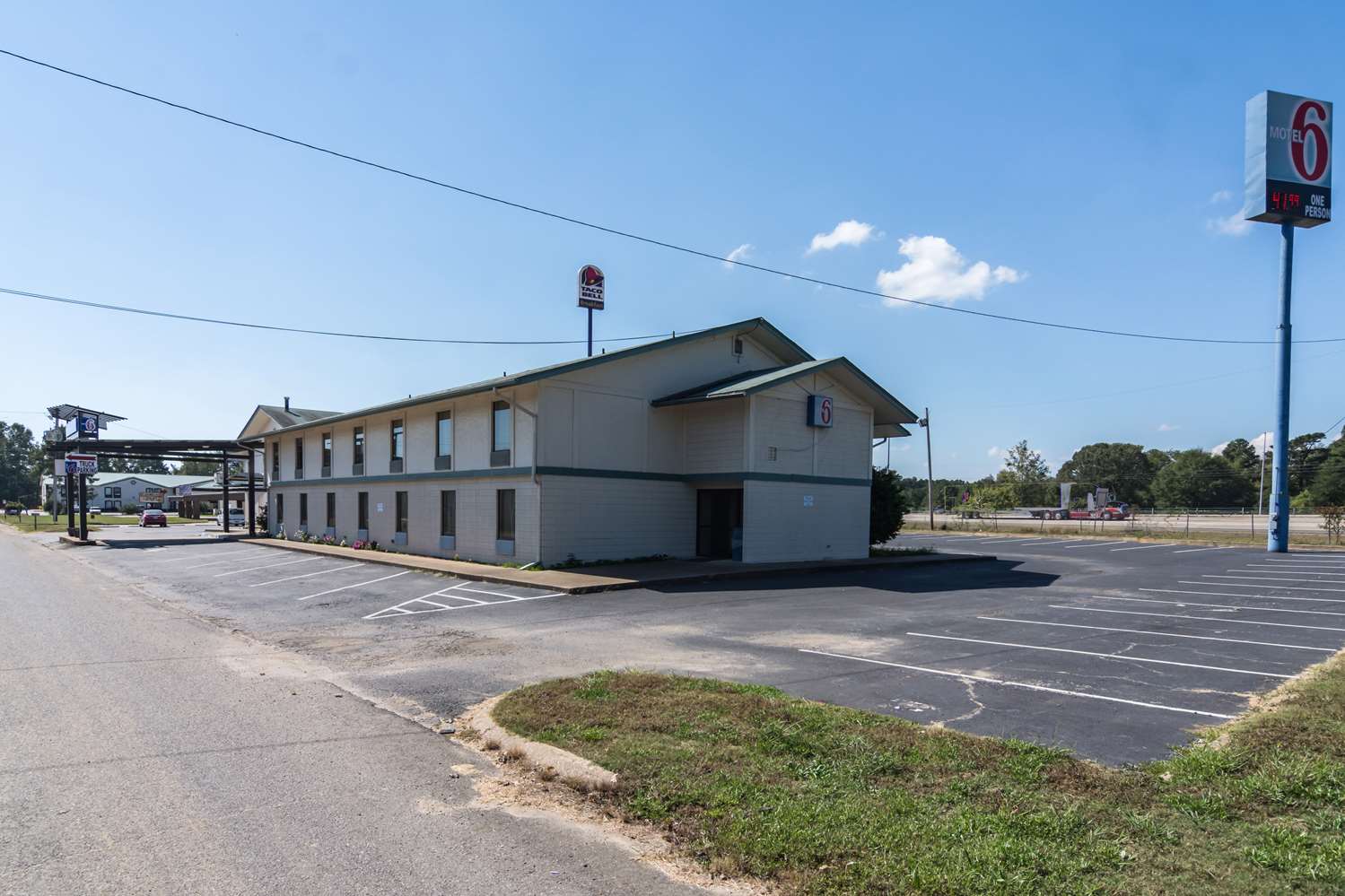 Pet Friendly Motel 6 Arkadelphia Ar in Arkadelphia, Arkansas