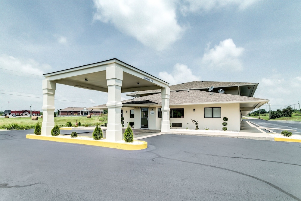 Pet Friendly Motel 6 Berea Ky in Berea, Kentucky