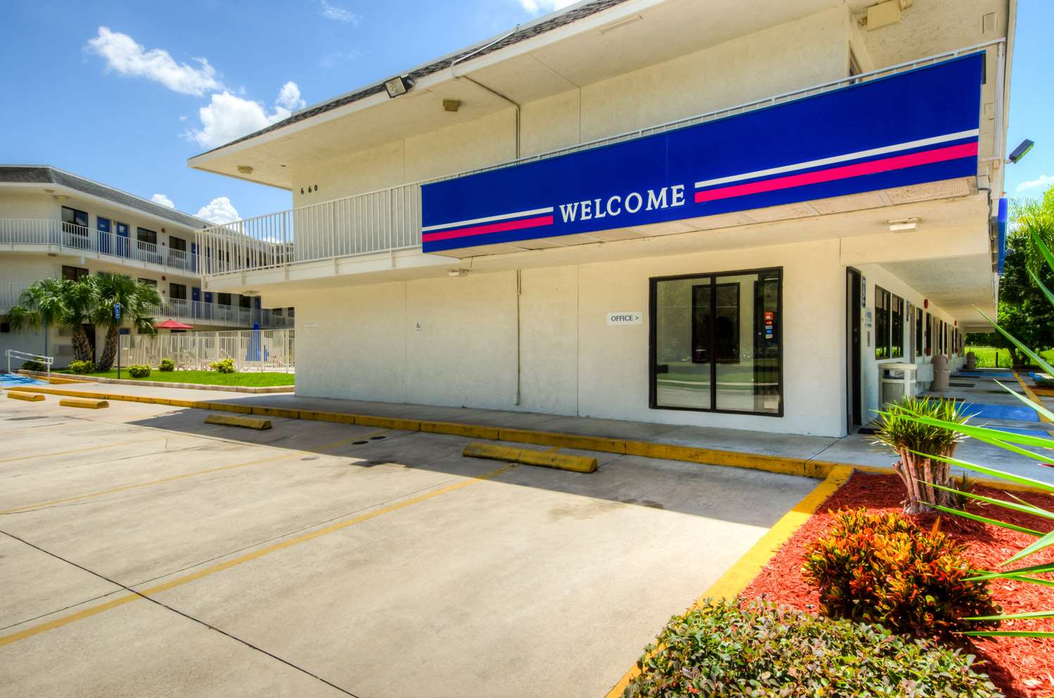 Pet Friendly Motel 6 Bradenton Fl in Bradenton, Florida