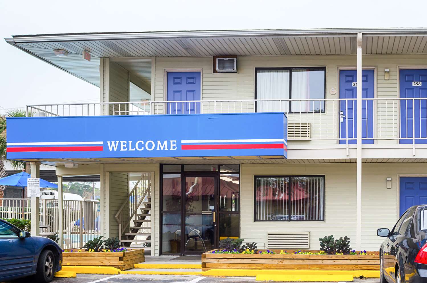 Pet Friendly Motel 6 Charleston South Sc in Charleston, South Carolina