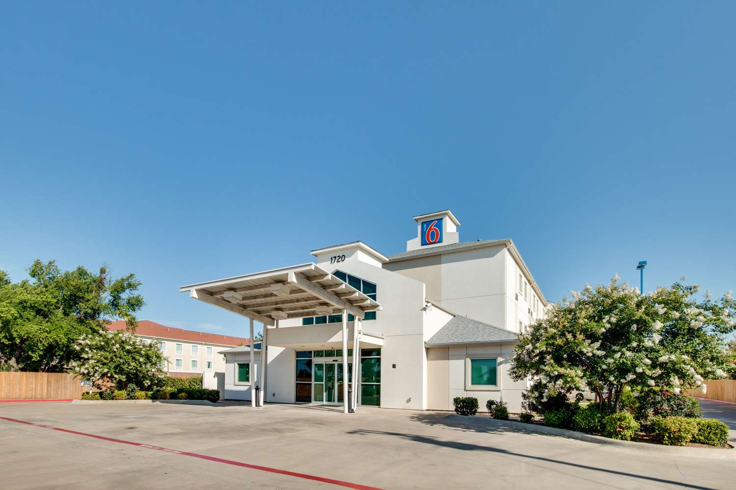 Pet Friendly Motel 6 Cleburne in Cleburne, Texas