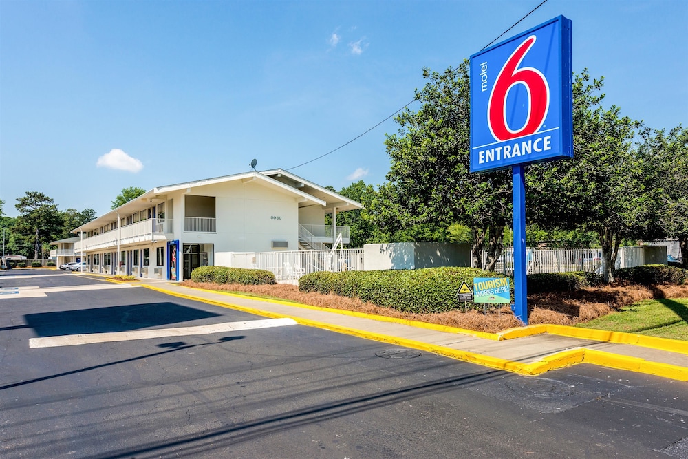 Pet Friendly Motel 6 Columbus Ga in Columbus, Georgia