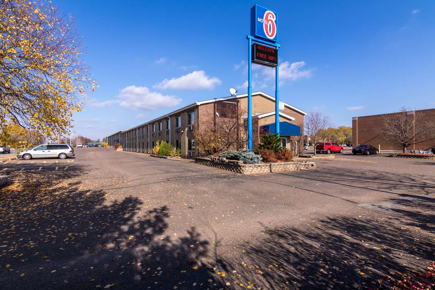 Pet Friendly Motel 6 Eau Claire Wi in Eau Claire, Wisconsin