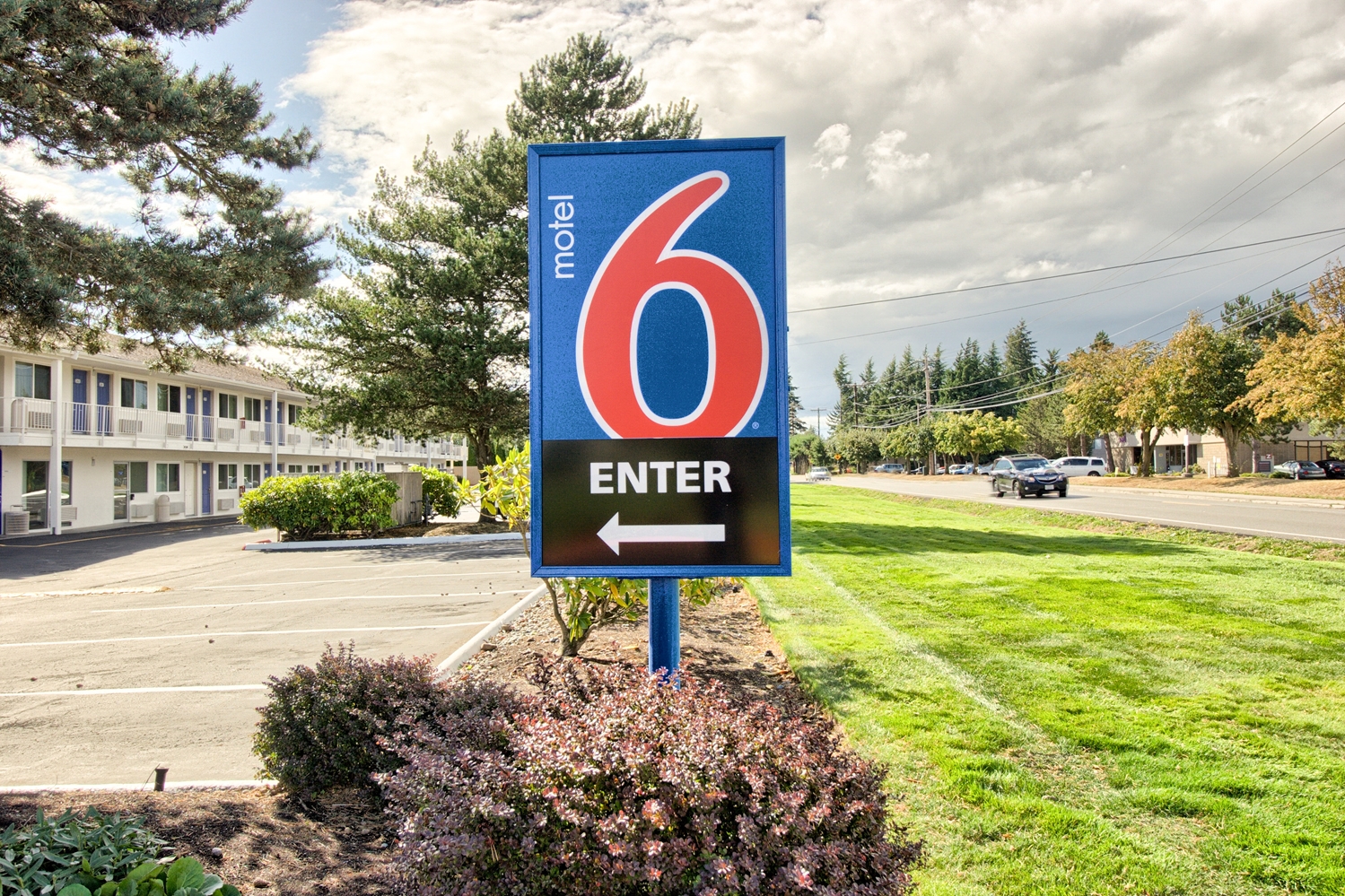 Pet Friendly Motel 6 Everett North in Everett, Washington