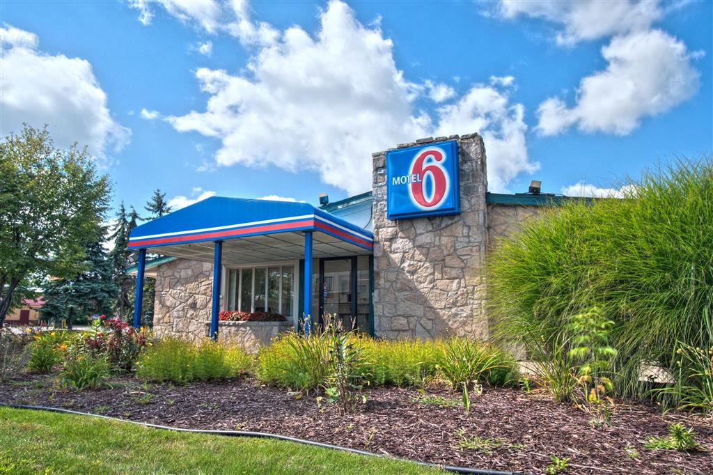 Pet Friendly Motel 6 Lansing Mi in Lansing, Michigan