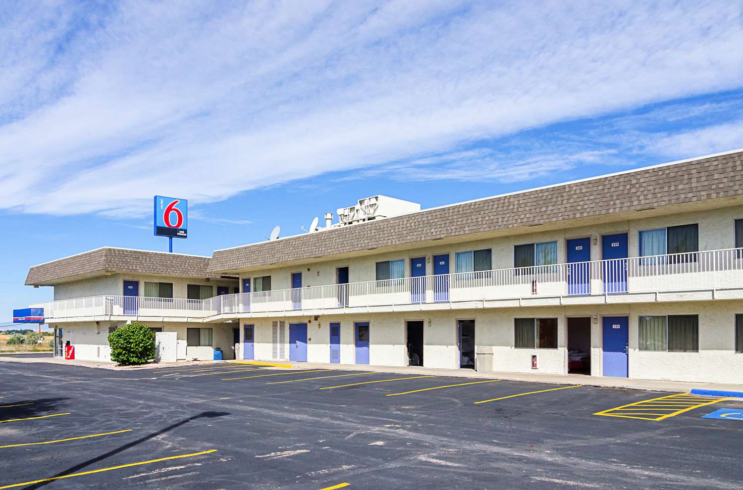 Pet Friendly Motel 6 Laramie in Laramie, Wyoming