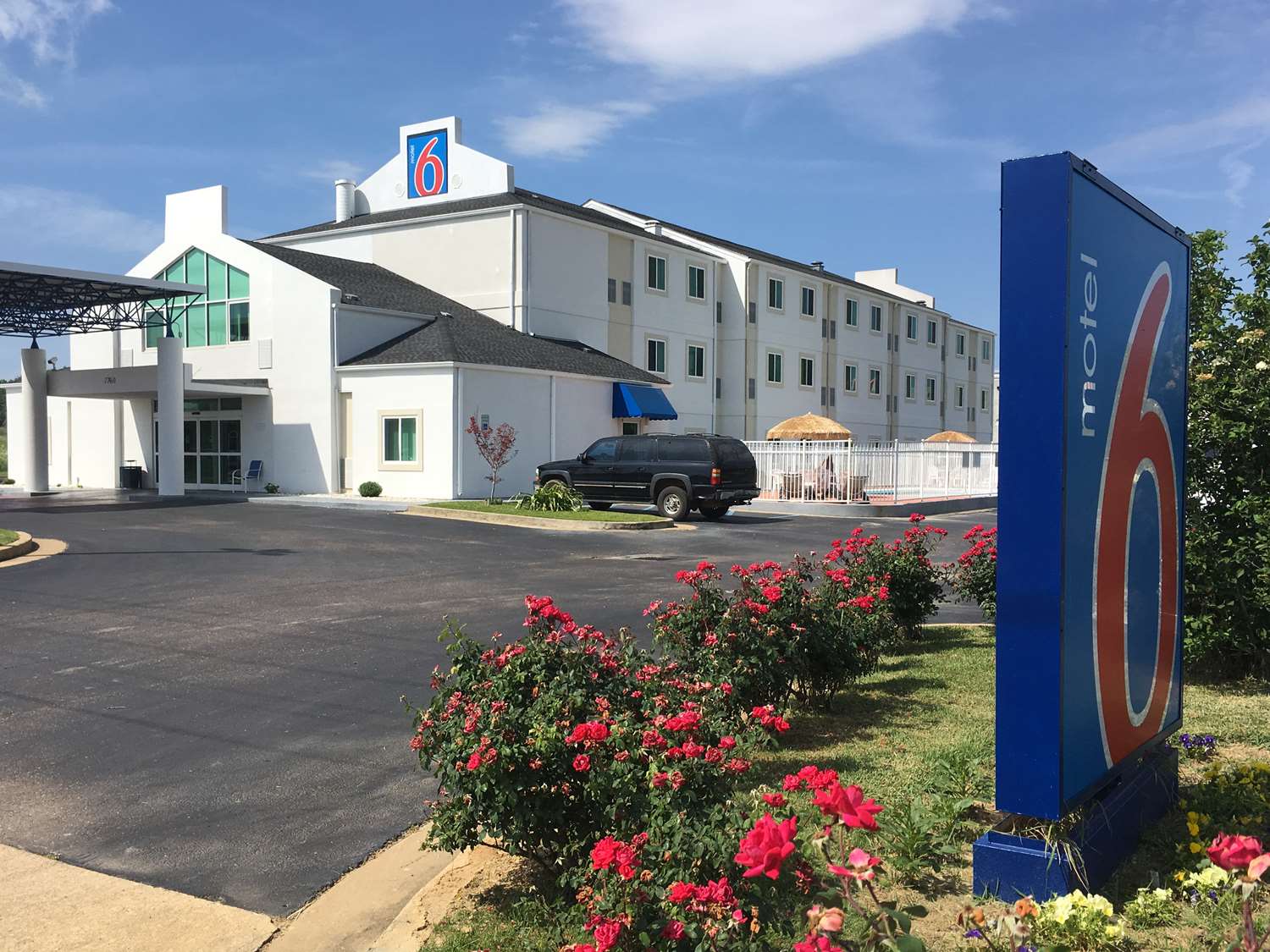 Pet Friendly Motel 6 Montgomery Airport in Montgomery, Alabama