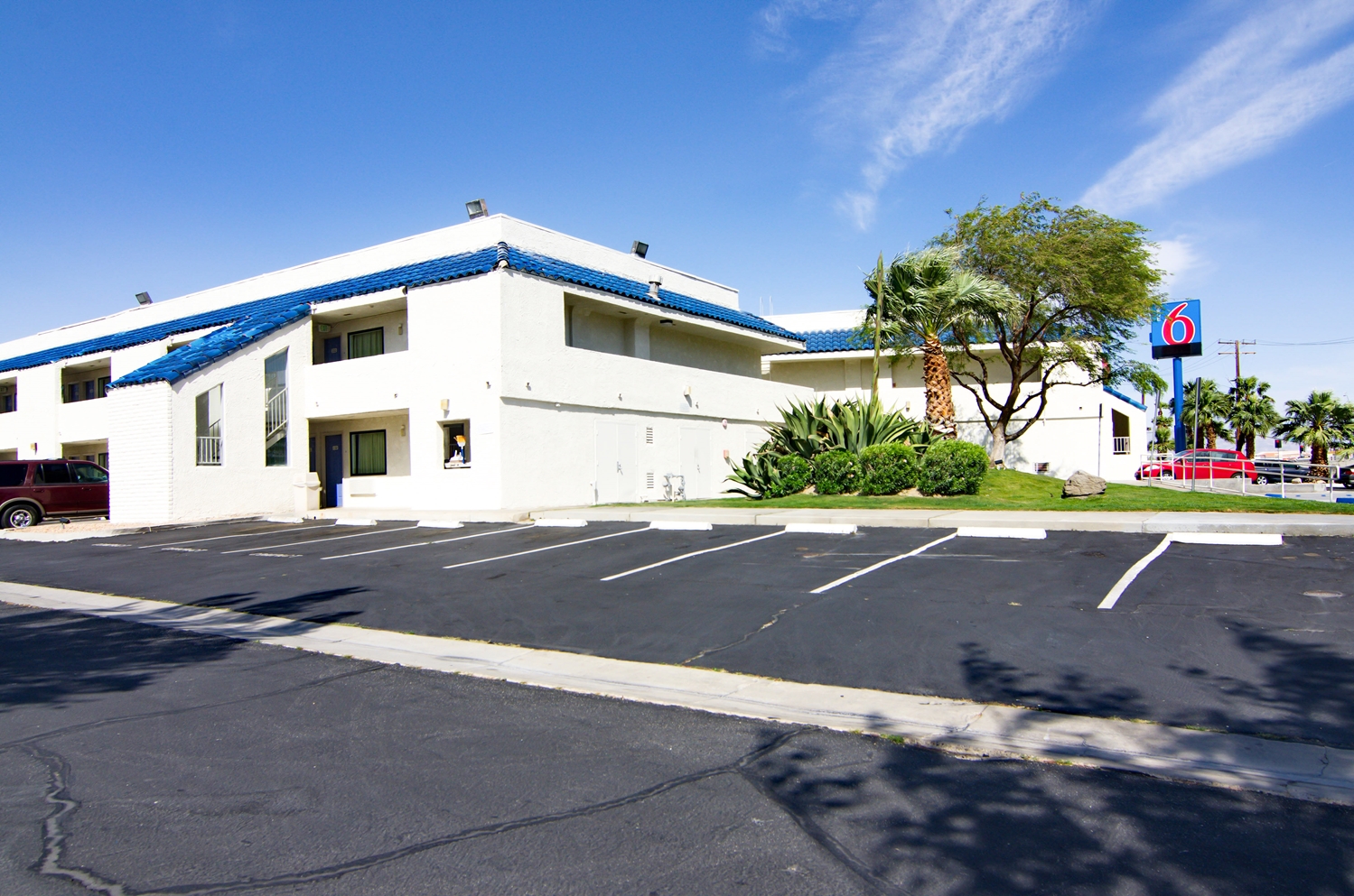 Pet Friendly Motel 6 Palm Springs North in North Palm Springs, California