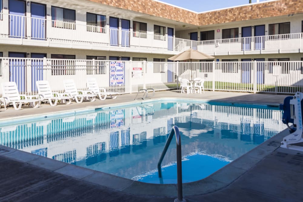 Pet Friendly Motel 6 Oroville in Oroville, California
