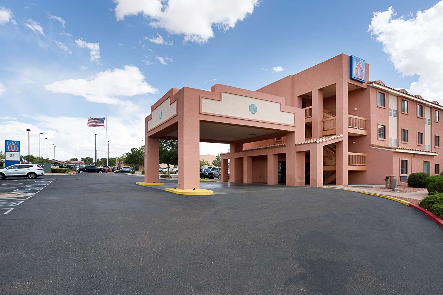 Pet Friendly Motel 6 Page in Page, Arizona