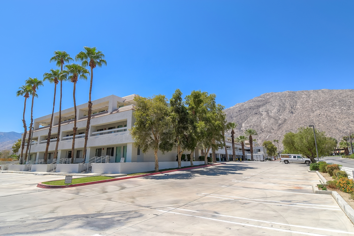 Pet Friendly Motel 6 Palm Springs Downtown in Palm Springs, California