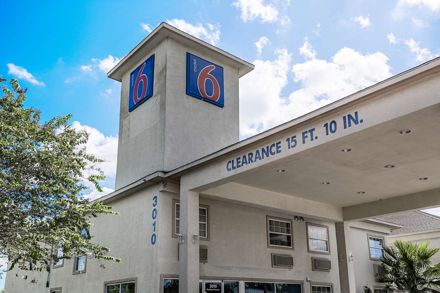 Pet Friendly Motel 6 Pasadena Tx in Pasadena, Texas