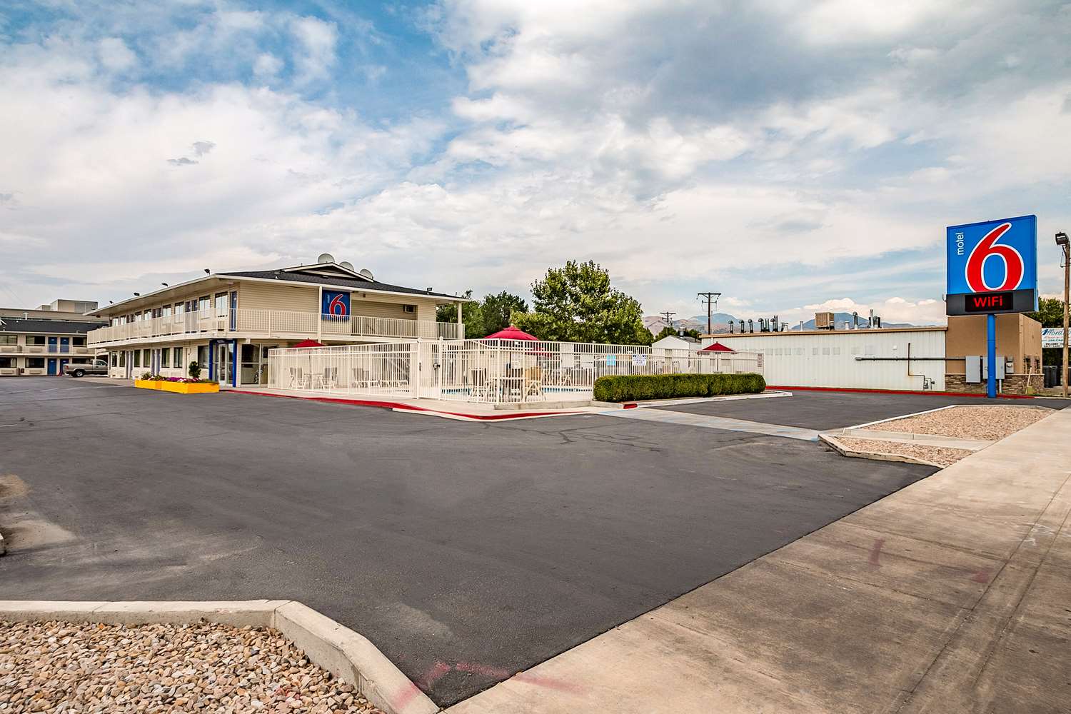 Pet Friendly Motel 6 Salt Lake City West - Airport in Salt Lake City, Utah