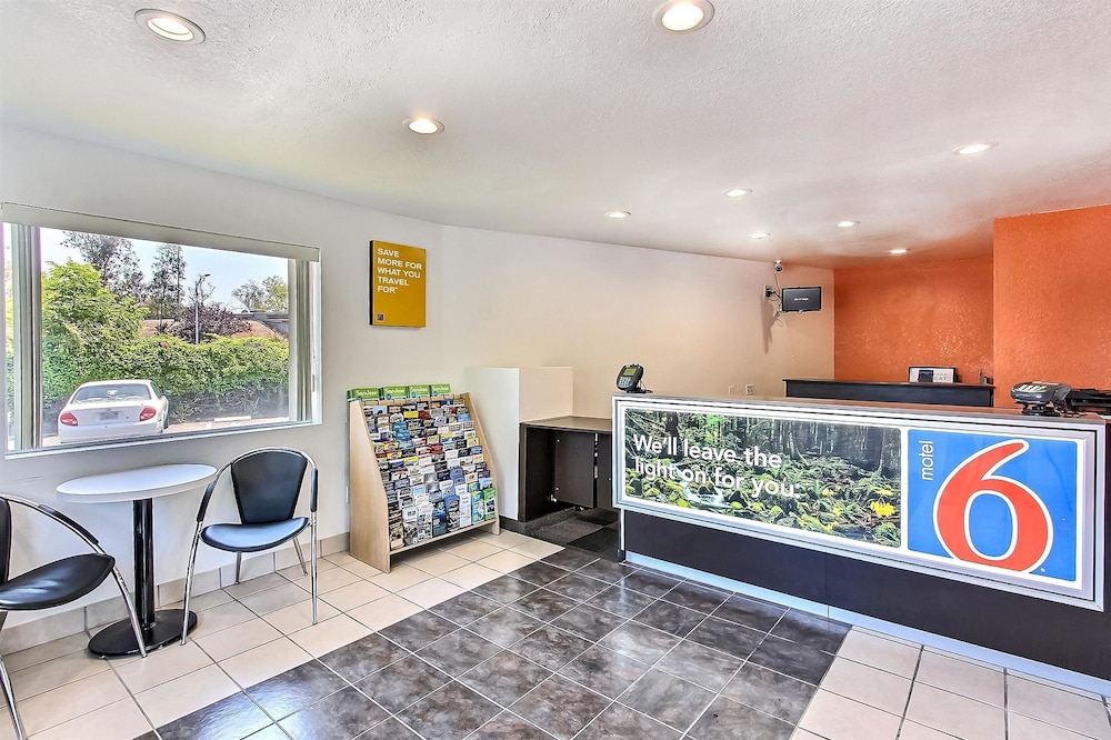 Pet Friendly Motel 6 San Jose Airport in San Jose, California