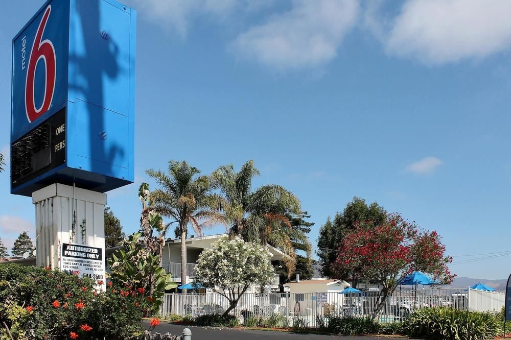 Pet Friendly Motel 6 San Luis Obispo North in San Luis Obispo, California