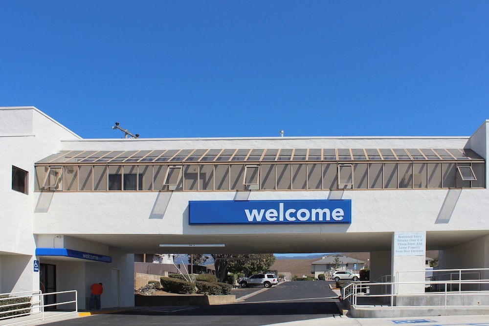 Pet Friendly Motel 6 San Simeon - Hearst Castle Area in San Simeon, California