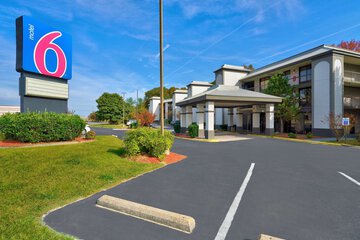 Pet Friendly Motel 6 Seaford  in Seaford, Delaware