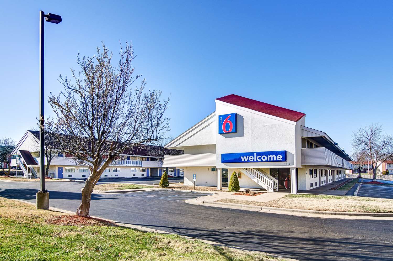 Pet Friendly Motel 6 Springfield - North in Springfield, Missouri