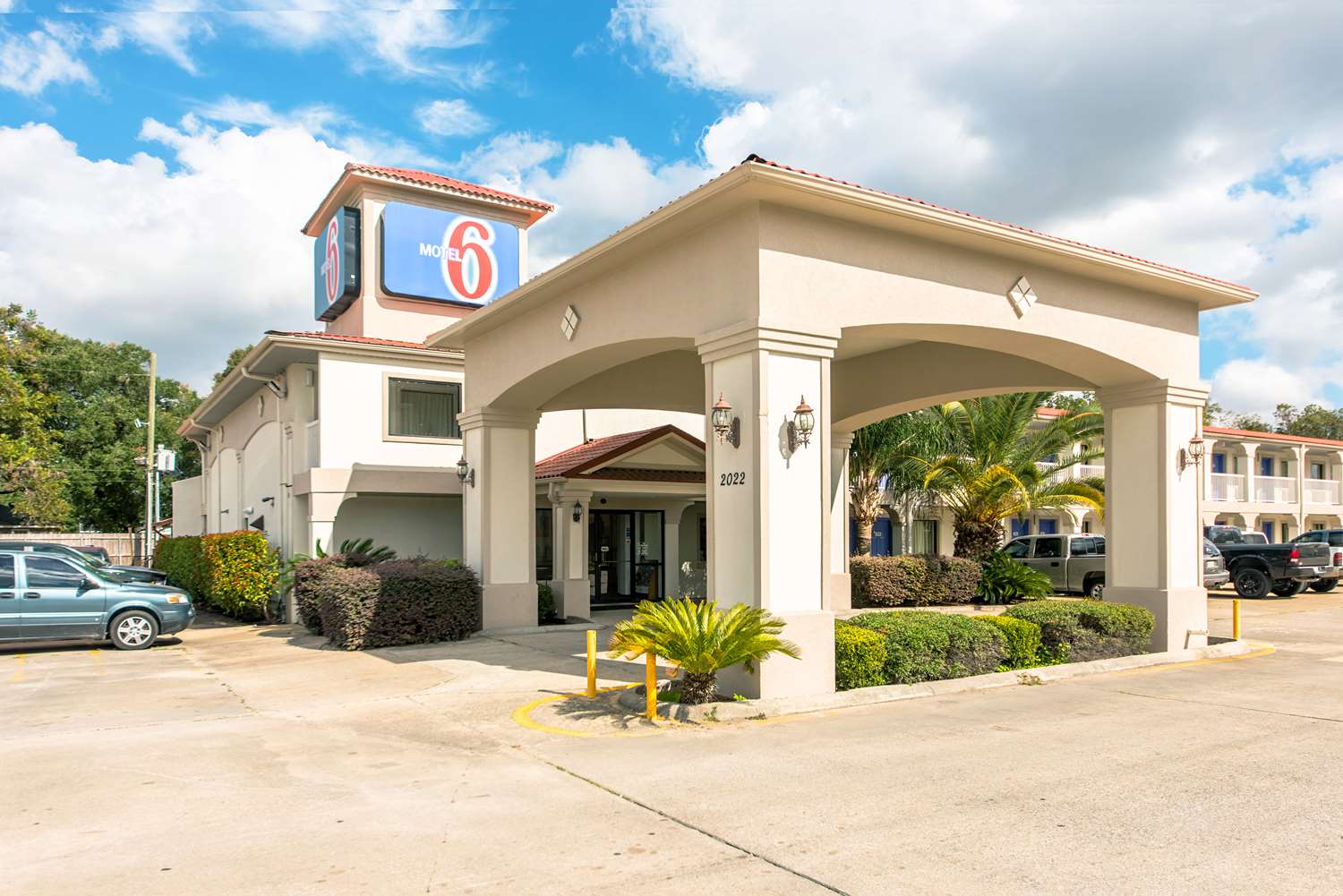 Pet Friendly Motel 6 Sulphur La in Sulphur, Louisiana