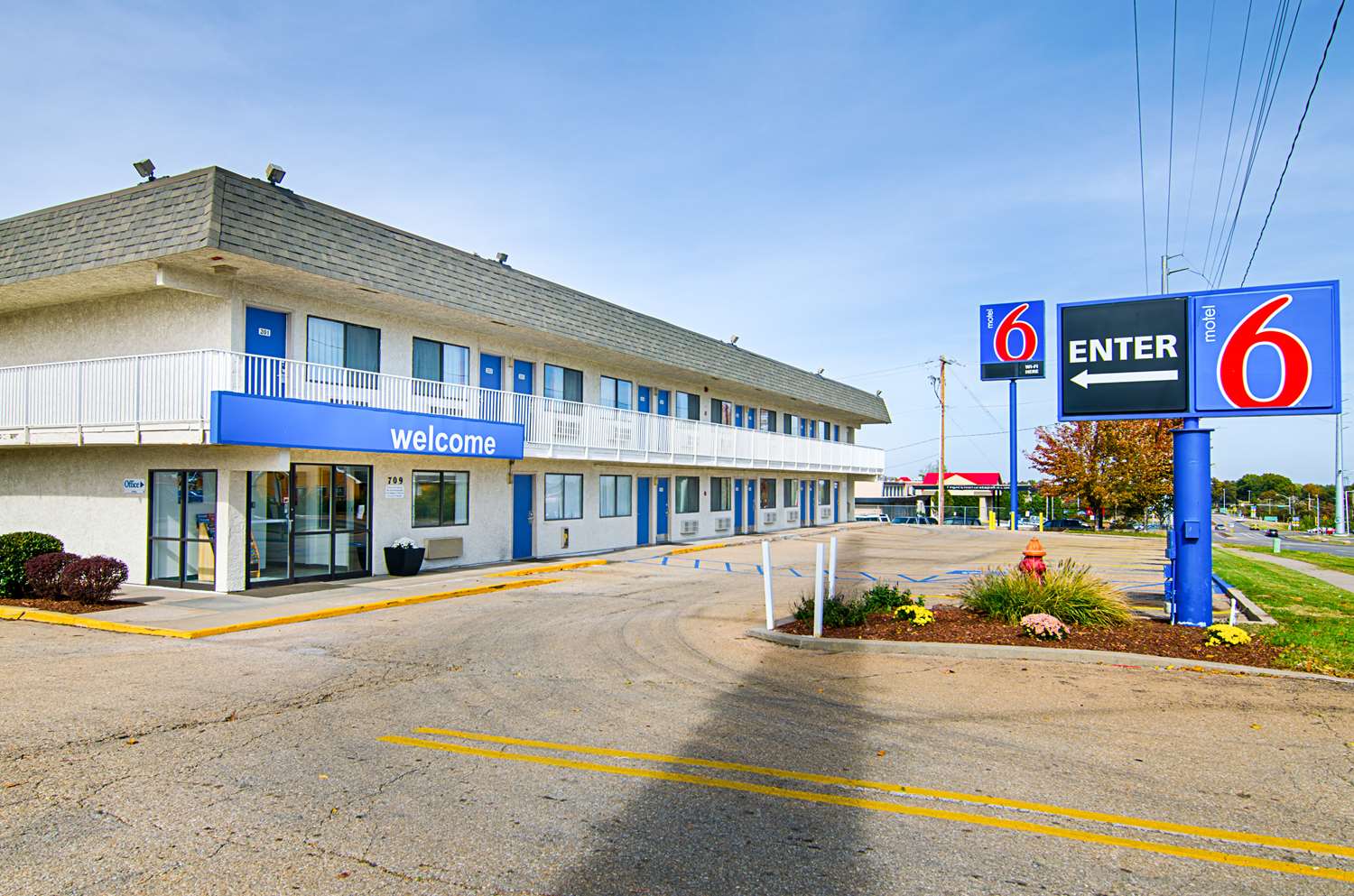 Pet Friendly Motel 6 Topeka Northwest in Topeka, Kansas