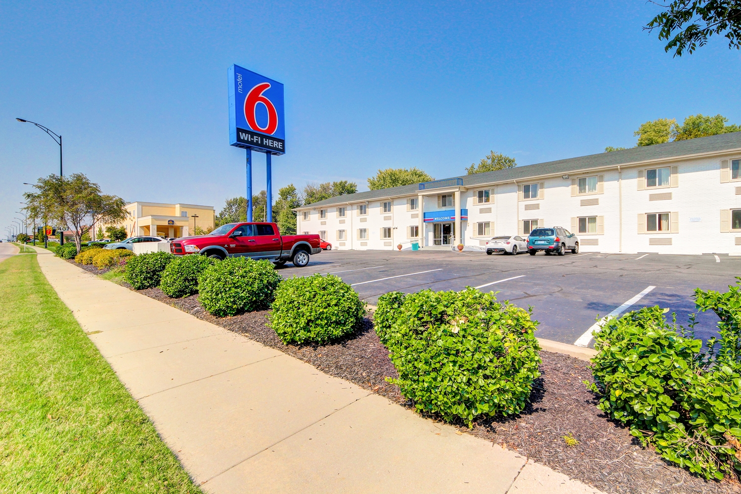 Pet Friendly Motel 6 Wichita East in Wichita, Kansas