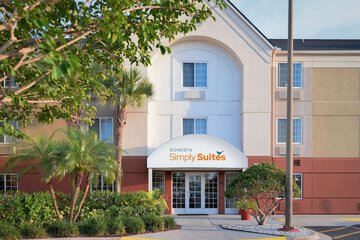 Pet Friendly Sonesta Simply Suites Clearwater in Clearwater, Florida