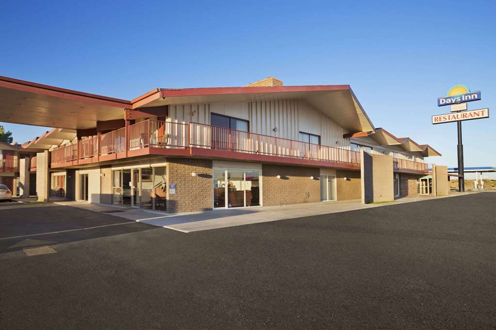 Pet Friendly Days Inn Chambers in Chambers, Arizona