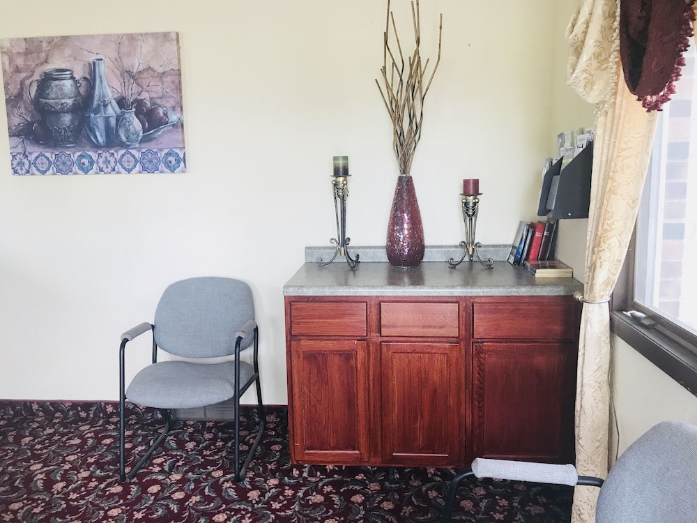 Pet Friendly Parkview Motel in Oelwein, Iowa