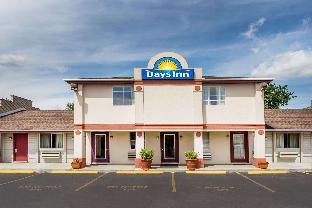 Pet Friendly Days Inn Plymouth in Plymouth, Indiana