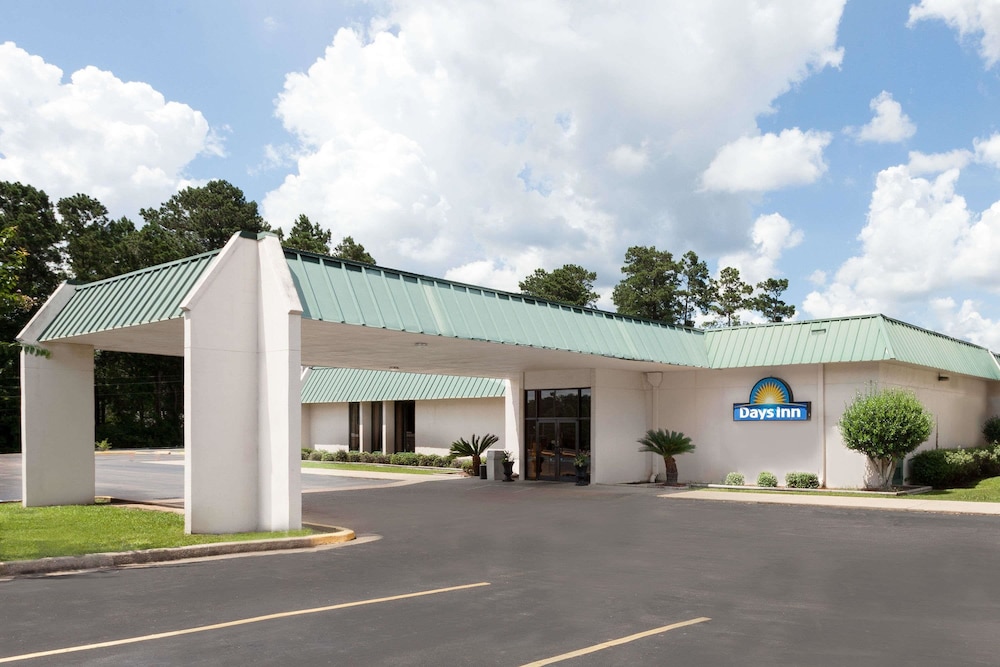 Pet Friendly Days Inn Mccomb Ms in Mccomb, Mississippi