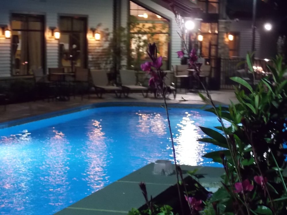 Pet Friendly Fairway Suites at Peek'n Peak in Clymer, New York