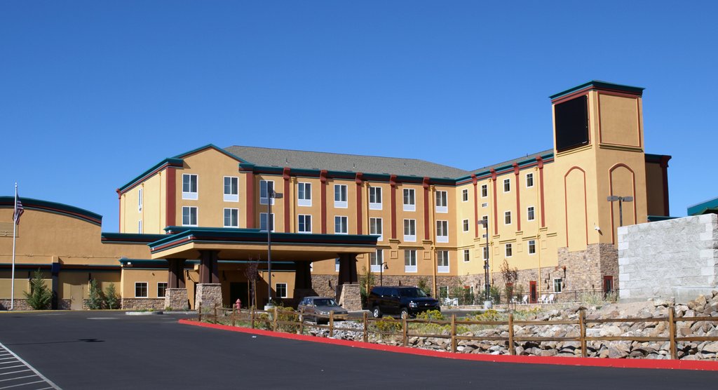 Pet Friendly Diamond Mountain Casino Hotel in Susanville, California