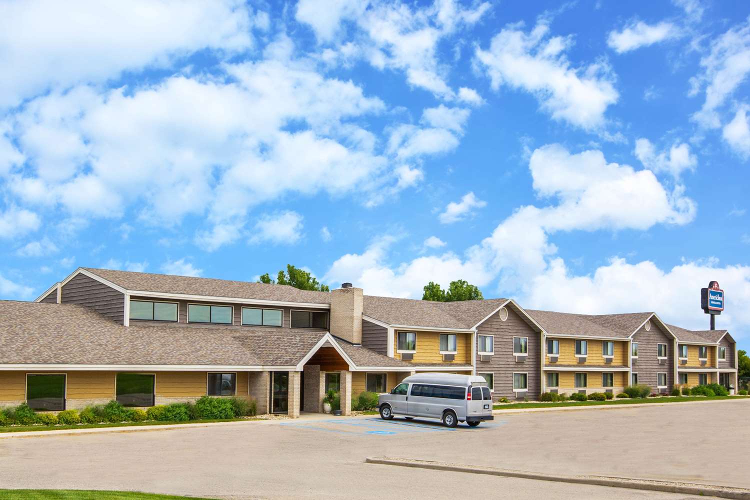 Pet Friendly AmericInn Clear Lake in Clear Lake, Iowa