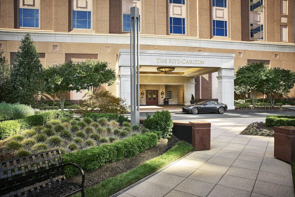 Pet Friendly The Ritz-Carlton, Tysons Corner in Mclean, Virginia