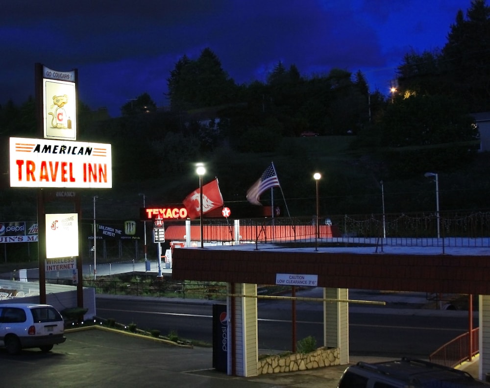 Pet Friendly American Travel Inn in Pullman, Washington