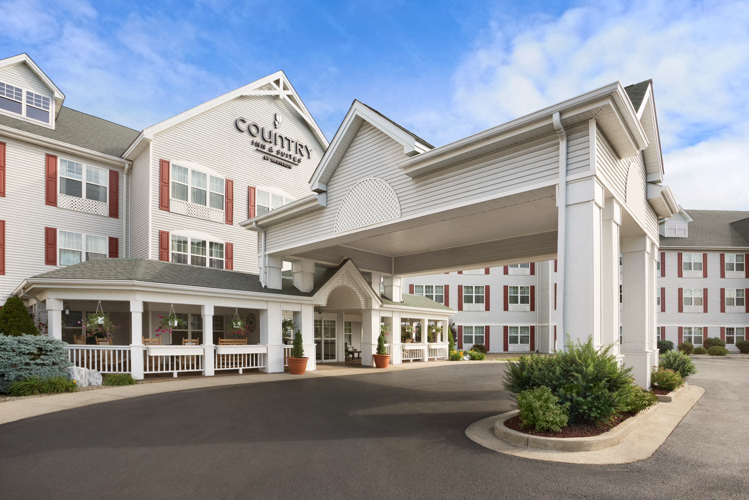 Pet Friendly Country Inn & Suites By Carlson Beckley in Beckley, West Virginia